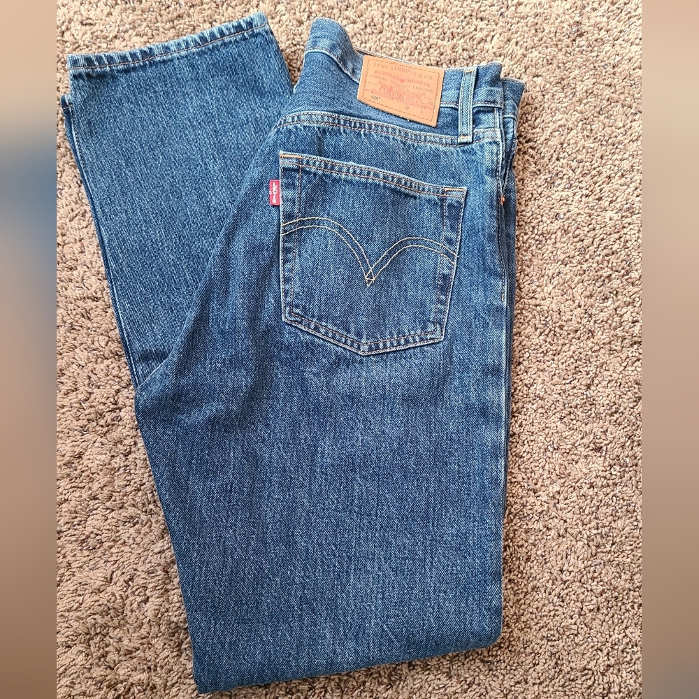 Levi's Women's Classic 501 Straight Blue Denim Jeans